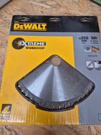 Nieuw DeWalt Trespa Zaagblad 250mm, Doe-het-zelf en Verbouw, Gereedschap | Zaagmachines, Ophalen of Verzenden, Nieuw, Cirkelzaag