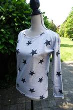 grijze sterren top van H&M mt XS - S, H&M, Ophalen of Verzenden, Lange mouw, Maat 34 (XS) of kleiner