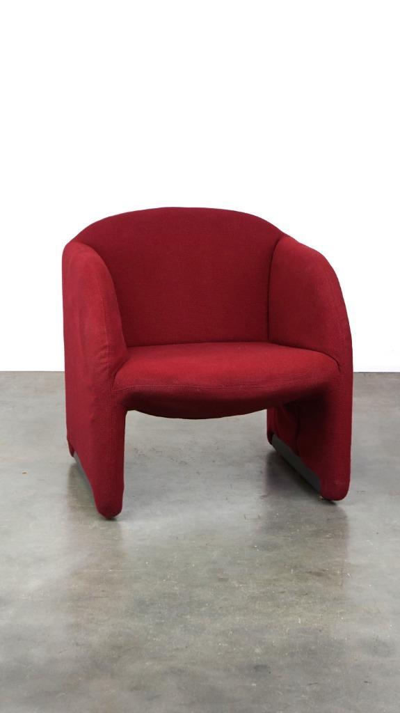 Rode, stoffen vintage Artifort design fauteuil model Ben, Huis en Inrichting, Fauteuils, Zo goed als nieuw, Stof, 50 tot 75 cm
