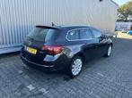 Opel Astra Sports Tourer 1.4 Turbo Cosmo H/Leer Navi LM 163D, Auto's, Opel, Voorwielaandrijving, Gebruikt, Zwart, 4 cilinders