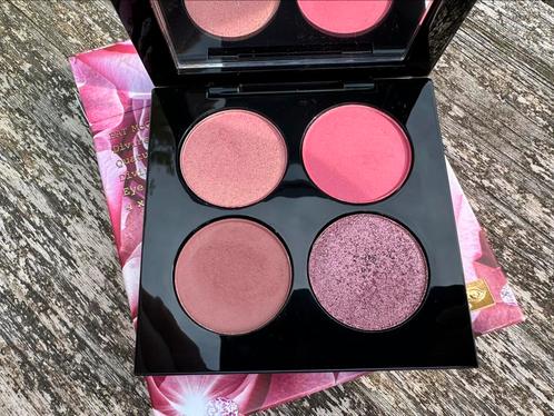 Pat McGrath Quad Divine Rose Luxe, Sieraden, Tassen en Uiterlijk, Uiterlijk | Cosmetica en Make-up, Zo goed als nieuw, Roze, Ophalen of Verzenden