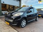 Peugeot 107 1.0-12V XS 5D Airco, Voorwielaandrijving, Euro 5, Gebruikt, 4 stoelen