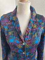 King Louie maat 42 prachtige glanzende blouse, Kleding | Dames, Blauw, Maat 42/44 (L), Ophalen of Verzenden, Zo goed als nieuw