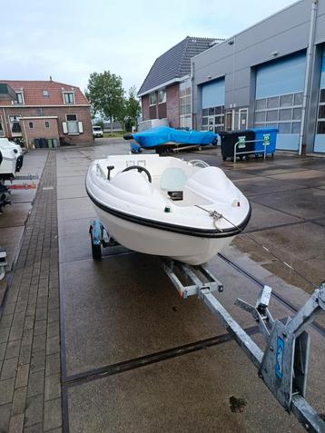 Atlanta trailer icl 4 meter boot 28 pk in bun 35 km per uur  beschikbaar voor biedingen