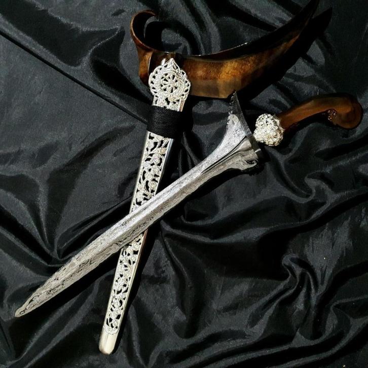 Keris Sinom Pedaringan Kebak Surakarta Pendok Topengan KNK06, Antiek en Kunst, Kunst | Niet-Westerse kunst, Verzenden