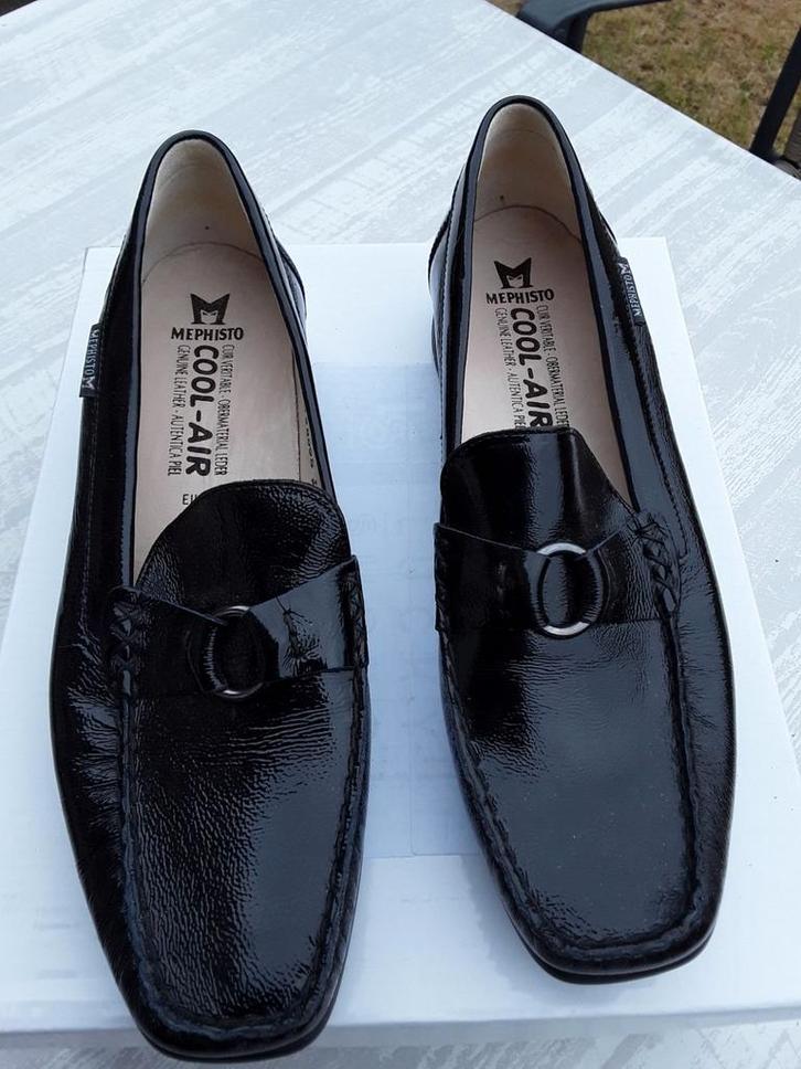 NIEUW!Comfortabele lakleer instappers van Mephisto, 7( 40), Kleding | Dames, Schoenen, Nieuw, Instappers, Zwart, Verzenden