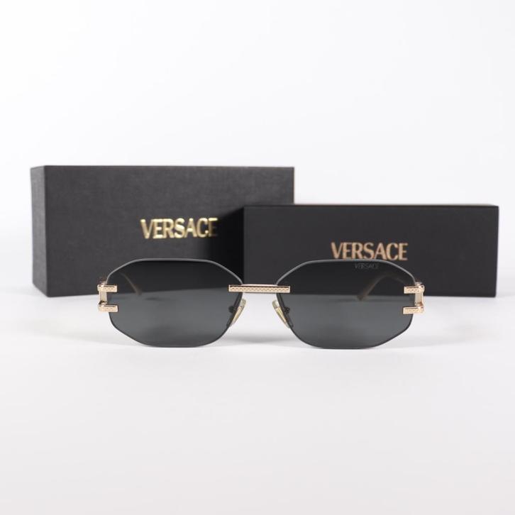 Versace Mod 2274 Zonnebril - A Grade, Sieraden, Tassen en Uiterlijk, Zonnebrillen en Brillen | Dames, Gebruikt