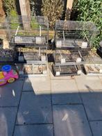 Italiaanse kooien

 Kweek of zangkooi, Dieren en Toebehoren, Vogels | Hokken en Kooien, Ophalen, Gebruikt, Metaal, Broedkooi of Kweekkooi