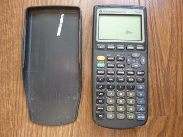TI-83 rekenmachine beschikbaar voor biedingen