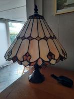Tiffany - bureaulamp - glas in lood, Antiek en Kunst, Antiek | Lampen, Ophalen of Verzenden