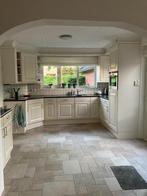 Nette, lichte crème kleurige keuken., Ophalen, Gebruikt, Dubbelwandige keuken, Kunststof