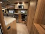 Swift Challenger 480 XXl Badkamer enkele bedde, Caravans en Kamperen, Caravans, Standaardzit, Tot en met 2, Ringverwarming, Bedrijf