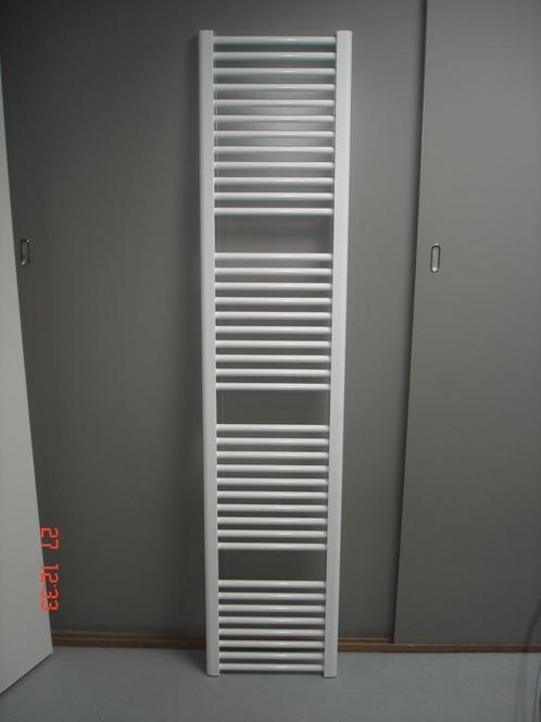 Handdoek radiator 30 cm breed x 185 cm hoog in het wit 719Wa, Huis en Inrichting, Woonaccessoires | Overige, Nieuw, Ophalen of Verzenden