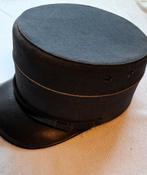 Grijze pet NS station personeel., Verzamelen, Spoorwegen en Tramwegen, Ophalen, Gebruikt, Trein, Overige typen