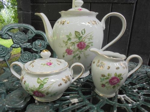 Koffiepot + Roomstel Bareuther Bavaria met roze roos, Antiek en Kunst, Antiek | Servies los, Ophalen of Verzenden