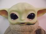 star wars mandalorian the child baby yoda, Ophalen of Verzenden, Zo goed als nieuw, Replica