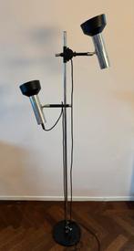 Design staande lamp industrieel vintage, Huis en Inrichting, Lampen | Vloerlampen, Ophalen of Verzenden, Zo goed als nieuw