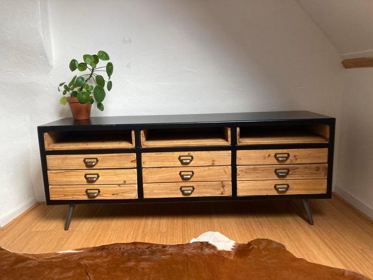 Dutchbone dressoir, Huis en Inrichting, Kasten | Dressoirs, Gebruikt, 150 tot 200 cm, 25 tot 50 cm, Met lade(s), Ophalen