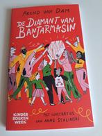 De Diamant van Banjarmasin - Arend van Dam, Ophalen of Verzenden, Zo goed als nieuw, Arend van Dam, Fictie algemeen