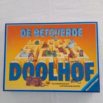 De betoverende Doolhof. beschikbaar voor biedingen