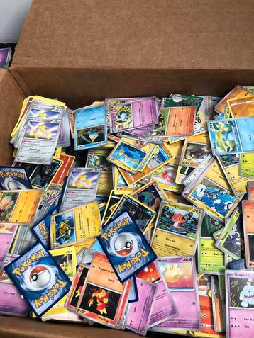 Zelf thuis uitzoeken van pokemonkaarten! beschikbaar voor biedingen