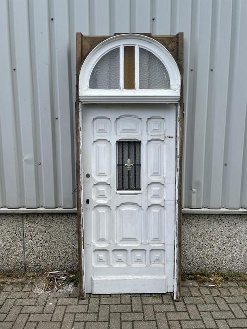 Prachtige antieke eiken voordeur met kozijn, Doe-het-zelf en Verbouw, Deuren en Horren, Gebruikt, Buitendeur, Glas, Hout, Metaal