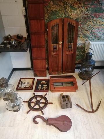 UNIEKE MARITIEME VERZAMELING MET ZEER OUDE ITEMS IN 1 KOOP beschikbaar voor biedingen