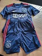 Ajax tenue donkerblauw, Sport en Fitness, Voetbal, Shirt, Zo goed als nieuw, Ophalen