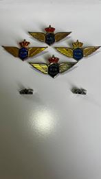 Verschillende KLM speldjes/ broches junior skipper KLM klein, Ophalen of Verzenden, Zo goed als nieuw, Overige typen