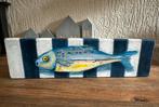 Gekleurde vis op houten balk, Antiek en Kunst, Ophalen of Verzenden