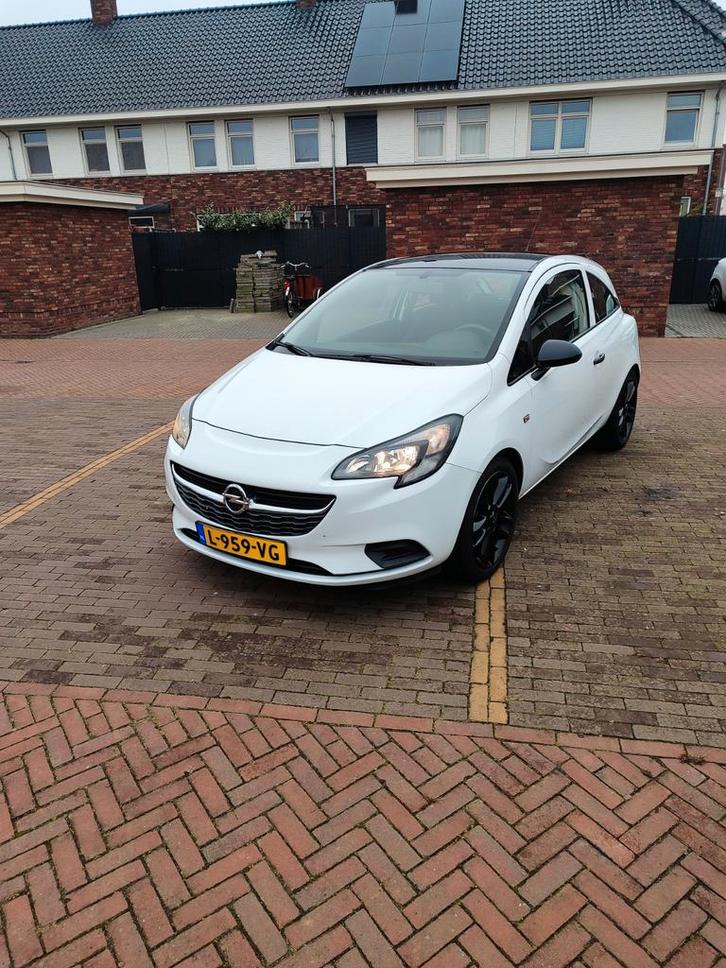 Opel Corsa 1.4  3drs 2015 Wit, Auto's, Opel, Particulier, Corsa, Benzine, C, Hatchback, Handgeschakeld, Geïmporteerd, Wit, Zwart