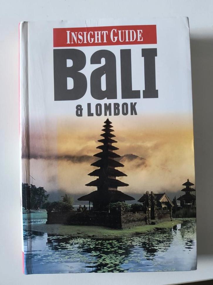Bali & Lombok Insight Guides reisgids met routekaart, Boeken, Reisgidsen, Gelezen, Reisgids of -boek, Azië, Overige merken, Ophalen of Verzenden