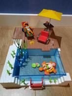 Playmobil 5575 Zwembad met terras en 9449 2 Zwemmers, Ophalen of Verzenden, Zo goed als nieuw, Complete set