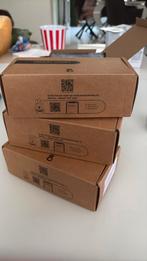 Wall switch en socket 3x!, Doe-het-zelf en Verbouw, Kratten en Dozen, Doos, Minder dan 35 cm, Ophalen of Verzenden, Zo goed als nieuw