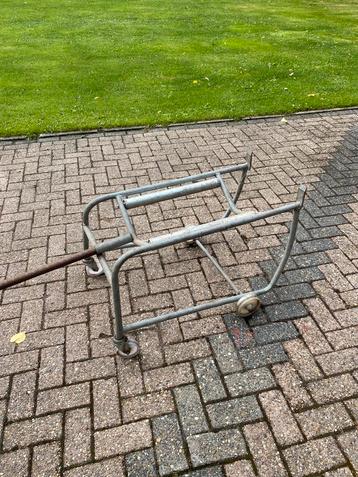 Vat kantelaar voor 200 liter vaten beschikbaar voor biedingen