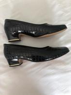 Keurige dames schoenen  maat 41 merk Ara, Kleding | Dames, Ophalen of Verzenden, Zo goed als nieuw, Zwart, Sneakers of Gympen