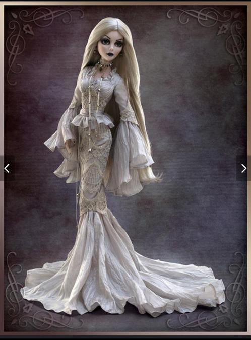 Evangeline Ghastly - Beautiful Nightmare, Verzamelen, Poppetjes en Figuurtjes, Zo goed als nieuw, Ophalen of Verzenden