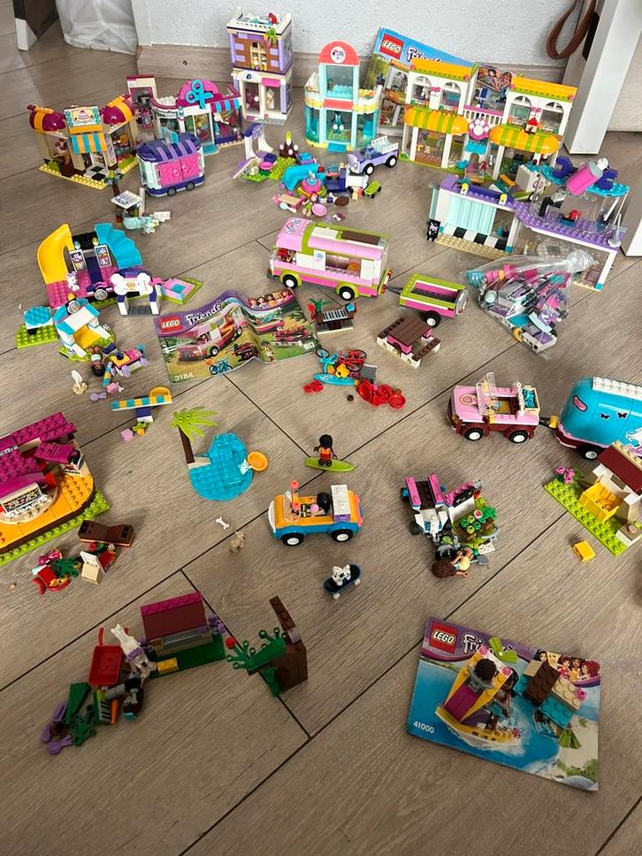 Heel veel lego Friends, Kinderen en Baby's, Speelgoed | Duplo en Lego, Zo goed als nieuw, Ophalen