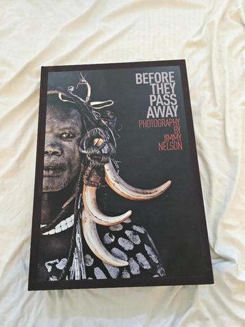 Before they pass away XXL, Limited edition, van Jimmy Nelson beschikbaar voor biedingen
