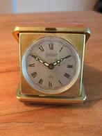 Antieke Reiswekker Peter Stalen behuizing Bruin  jaren 50, Antiek en Kunst, Antiek | Klokken, Ophalen of Verzenden