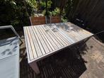 Tuintafel en stoelen, Tuin en Terras, Tuinsets en Loungesets, Ophalen, Gebruikt, Hout, 2 zitplaatsen