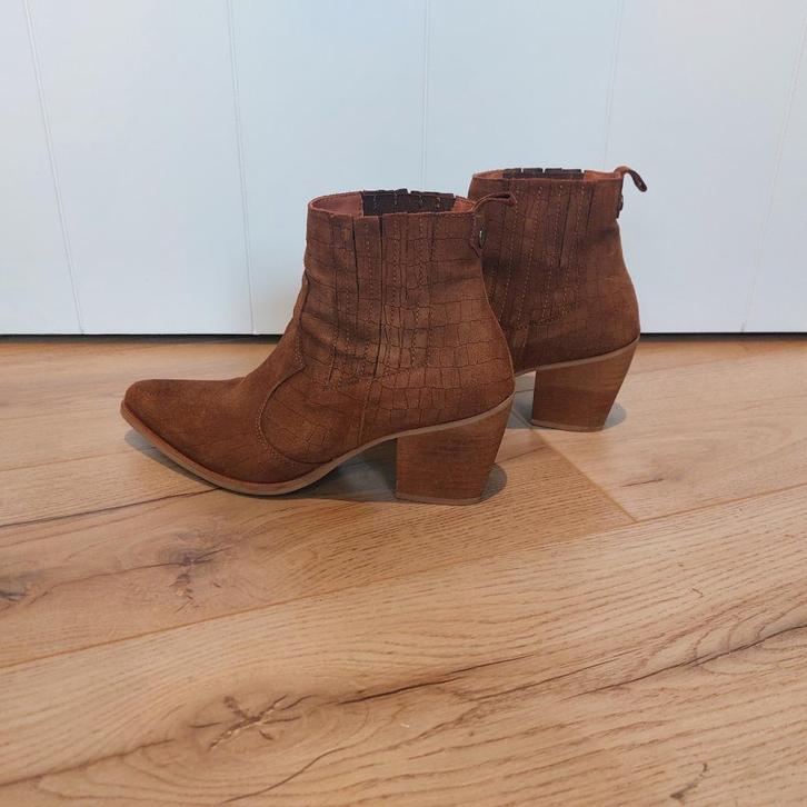 Maruti enkellaars, enkellaarsjes maat 41 cognac, Kleding | Dames, Schoenen, Zo goed als nieuw, Lage of Enkellaarzen, Bruin, Ophalen of Verzenden