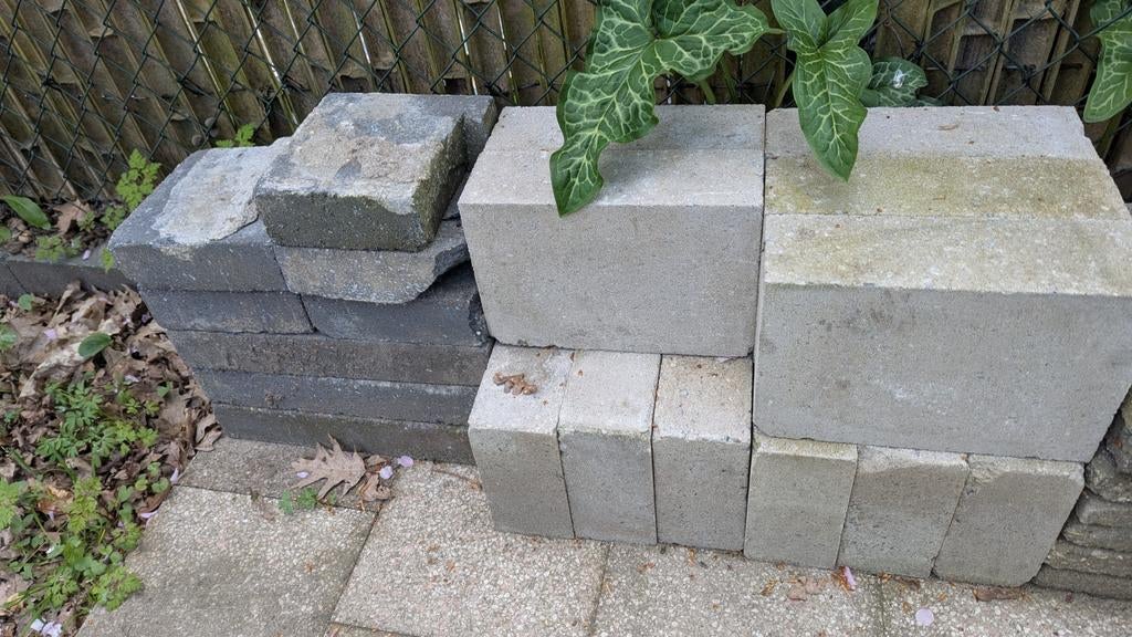 Diverse stenen, Tuin en Terras, Tegels en Klinkers, Ophalen, Gebruikt, Beton, Klinkers