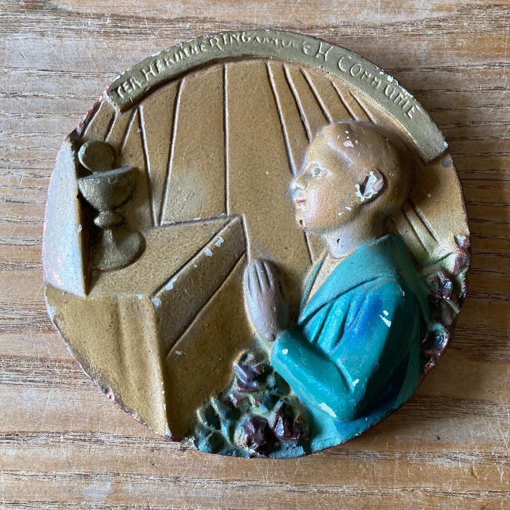 Vintage gipsen Ter herinnering aan uwe H. communie - Ø14 cm, Ophalen of Verzenden, Gebruikt, Beeld(je), Christendom | Katholiek