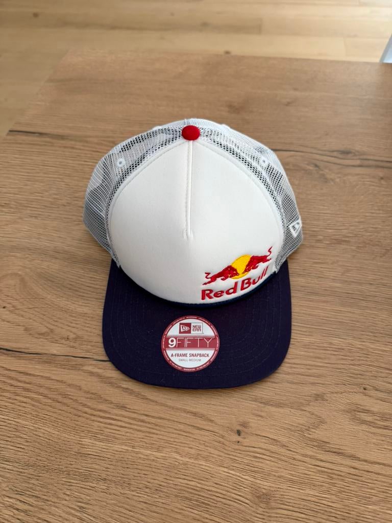 Unieke Redbull Atleet Pet, Ophalen, Zo goed als nieuw
