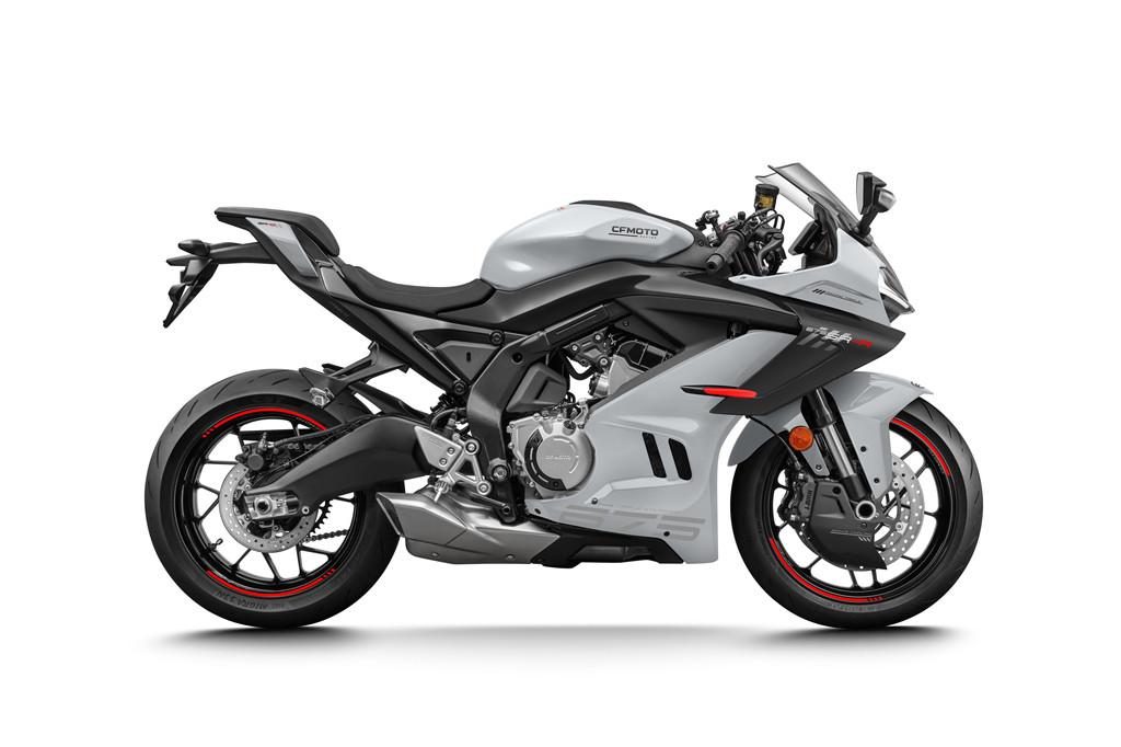 CFMOTO 675SR-R (bj 2026), Sport, Meer dan 35 kW, Contact@bwimport.be, Bedrijf