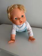 Irwin Toy limited Oopsie Daisy kruipende babypop 1988, Ophalen of Verzenden, Gebruikt, Babypop