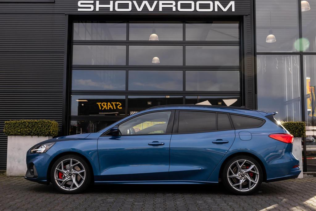 Ford Focus Wagon 2.3 EcoBoost ST-3, Pano, Trekhaak, B&O, Win, Gebruikt, Zwart, 4 cilinders, Blauw