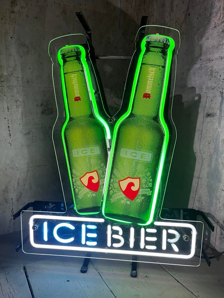 Dommelsch bier neon, Ophalen, Zo goed als nieuw, Lichtbak of (neon) lamp