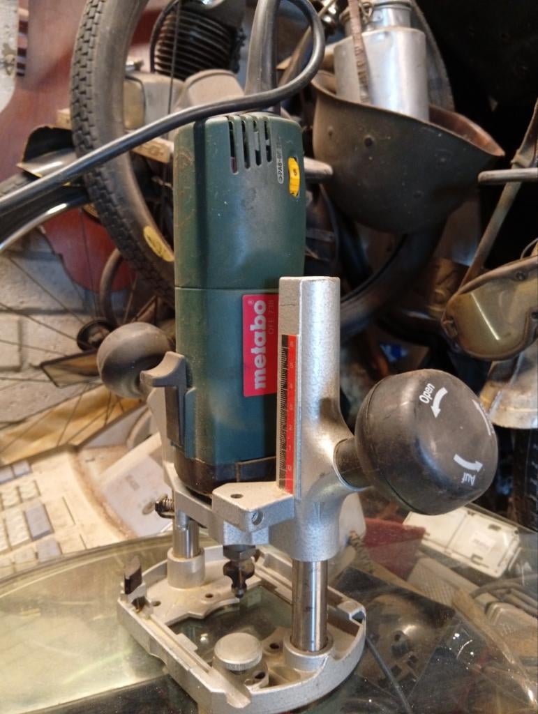 Bovenfrees Metabo, Doe-het-zelf en Verbouw, Gebruikt, Ophalen of Verzenden, Bovenfrees, Metabo